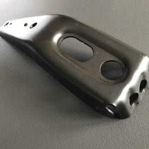 Golf 1 Metallstoßstangen-Halter/Stoßstangenhalter schwarz grundiert